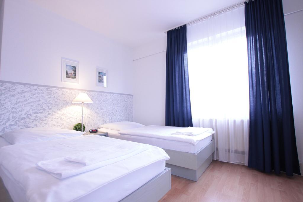 Ib-Gastehaus Hotel Щутгарт Стая снимка